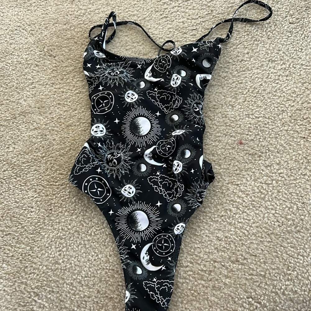 Women bathing suite